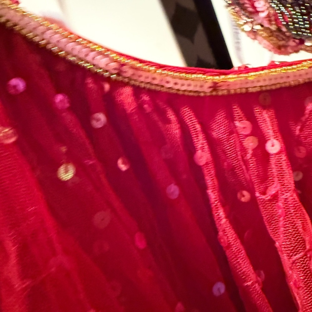 Elegant Red Embroidered two piece Dress - Picture 4 of 8